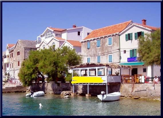Apartmani Toni Poce Primošten Esterno foto
