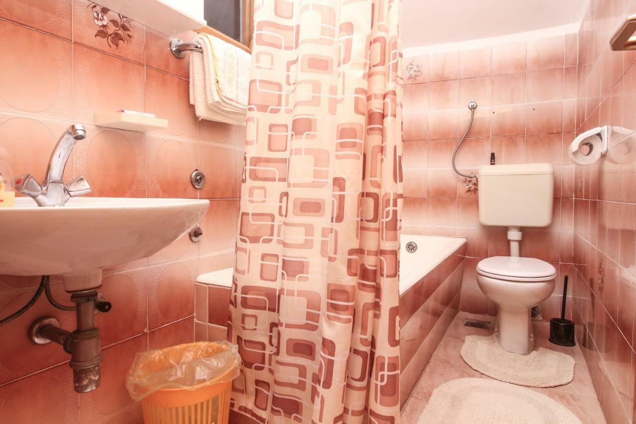 Apartmani Toni Poce Primošten Esterno foto