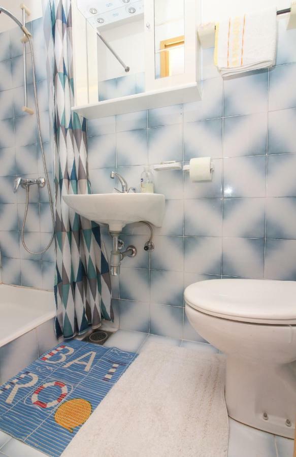 Apartmani Toni Poce Primošten Esterno foto